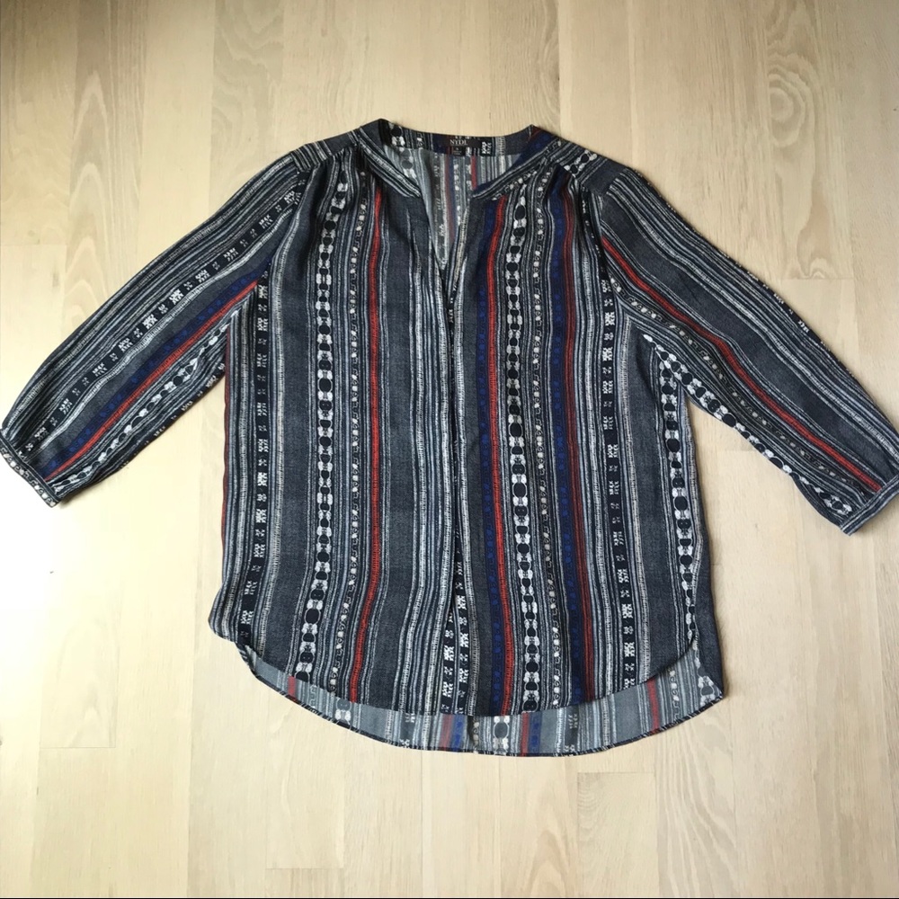 Blue NYDJ Shirt 3/4 Sleeve Pin Tuck Pleat Back